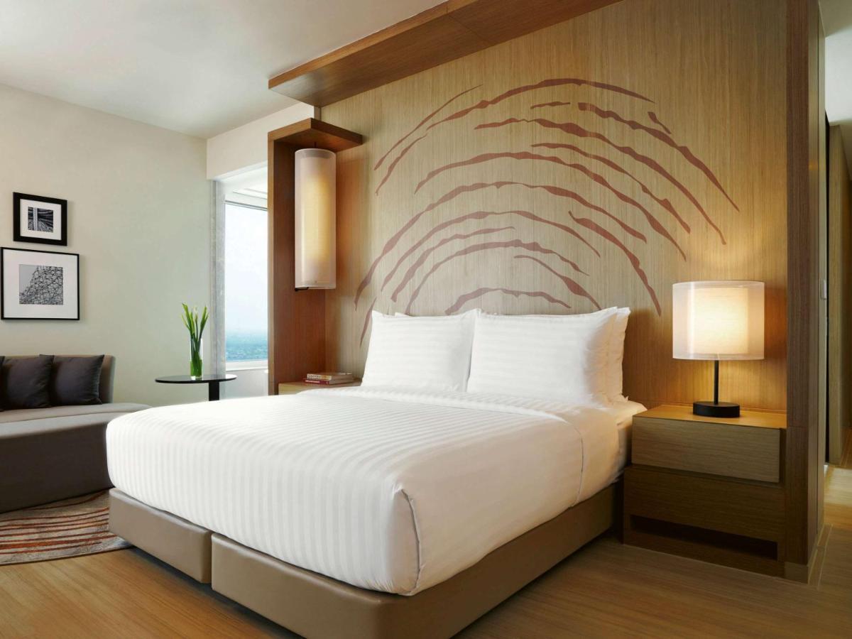 Moevenpick Siam Hotel Na Jomtien Pattaya Na Chom Thian Esterno foto
