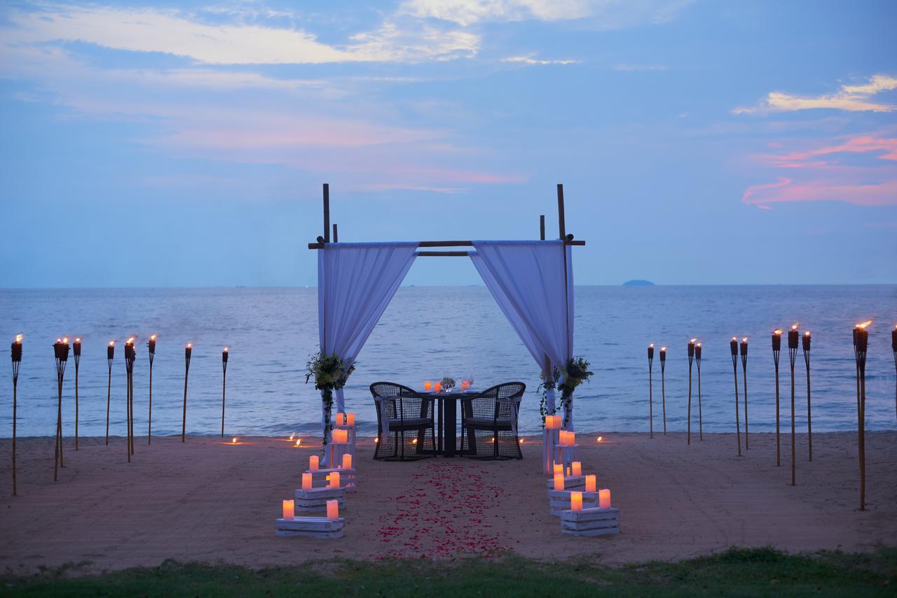 Moevenpick Siam Hotel Na Jomtien Pattaya Na Chom Thian Esterno foto